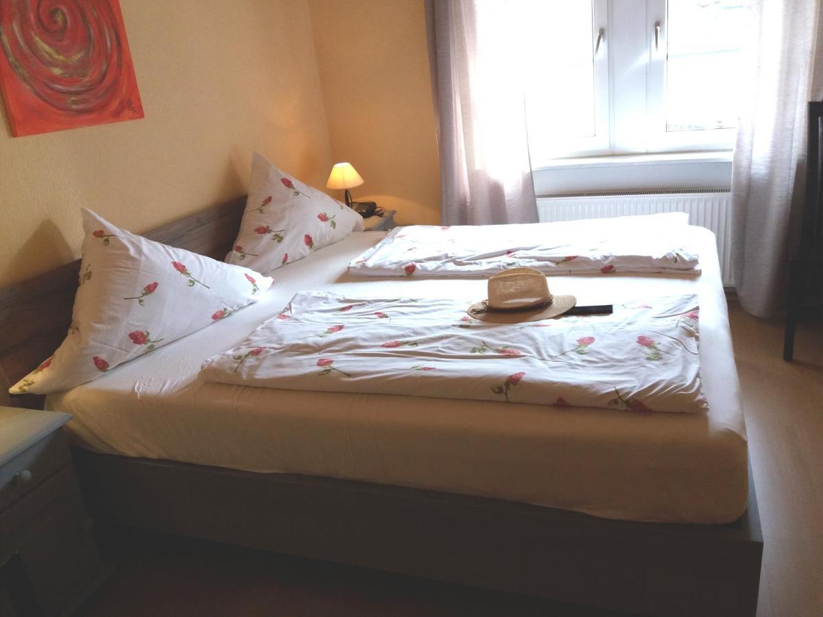 Weingut Matthias Dauns Apartment Reil Ngoại thất bức ảnh